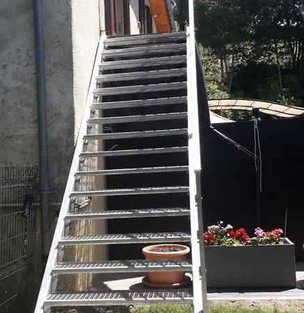 A L'etage Holiday home *