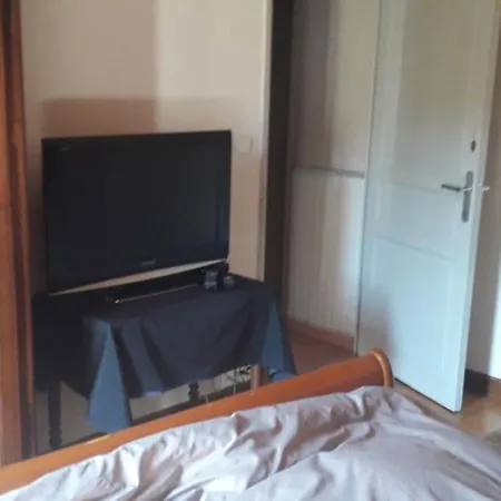 A L'etage * Pierre-Chatel