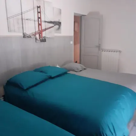 A L'etage Holiday home *