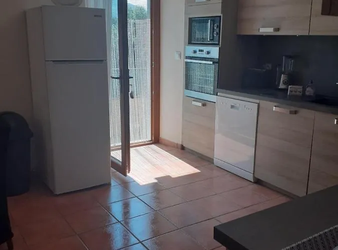 A L'etage, Bubul En Supplement Feriehus Pierre-Chatel